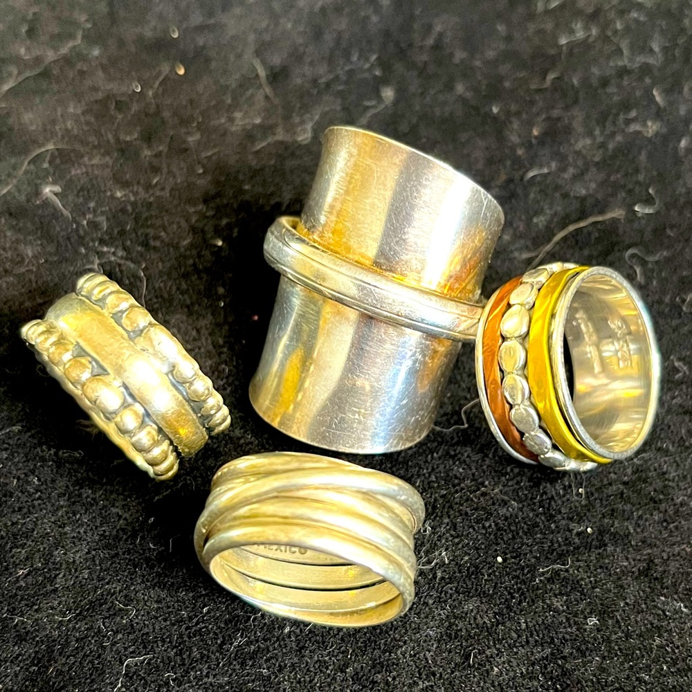 4 sterling Silver Rings